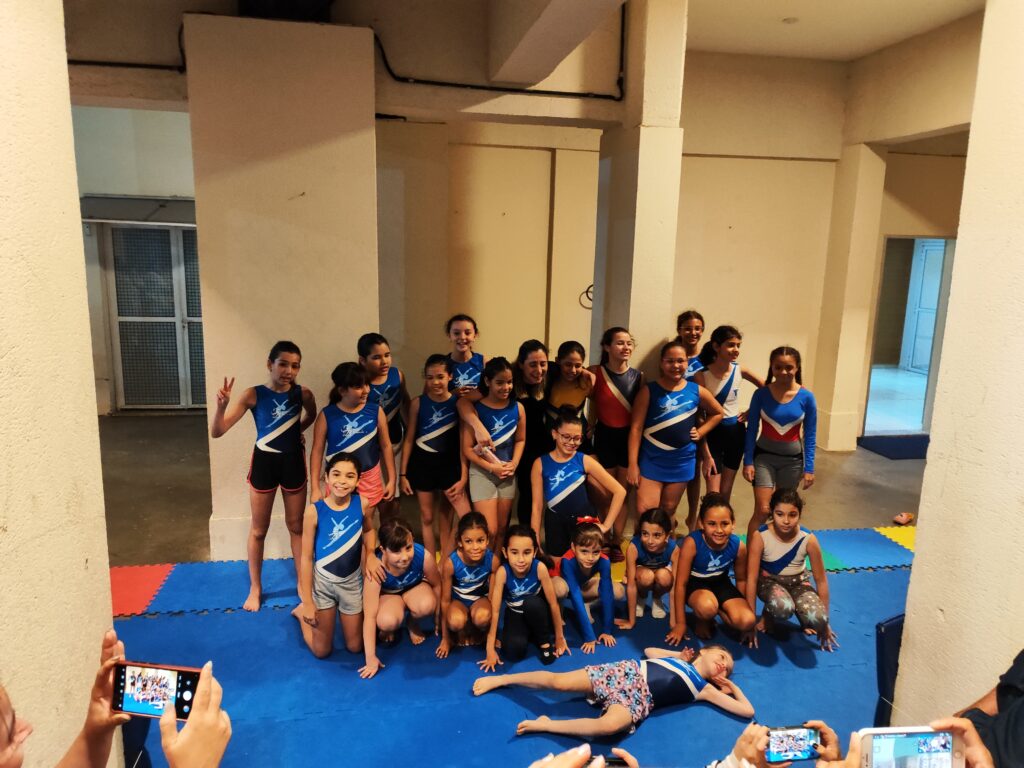 Apresentação de Ginástica Artística – Um Encerramento Memorável! 🤸‍♀️✨